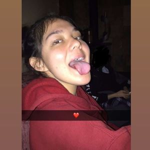 Meet your Posher, Najlina